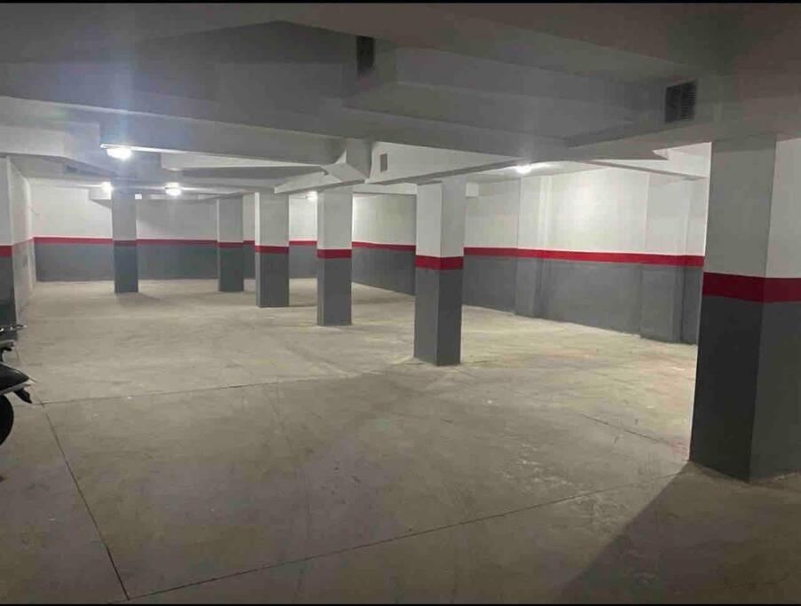 Appartement Bien Situe A Gueliz Marrakesh Ngoại thất bức ảnh